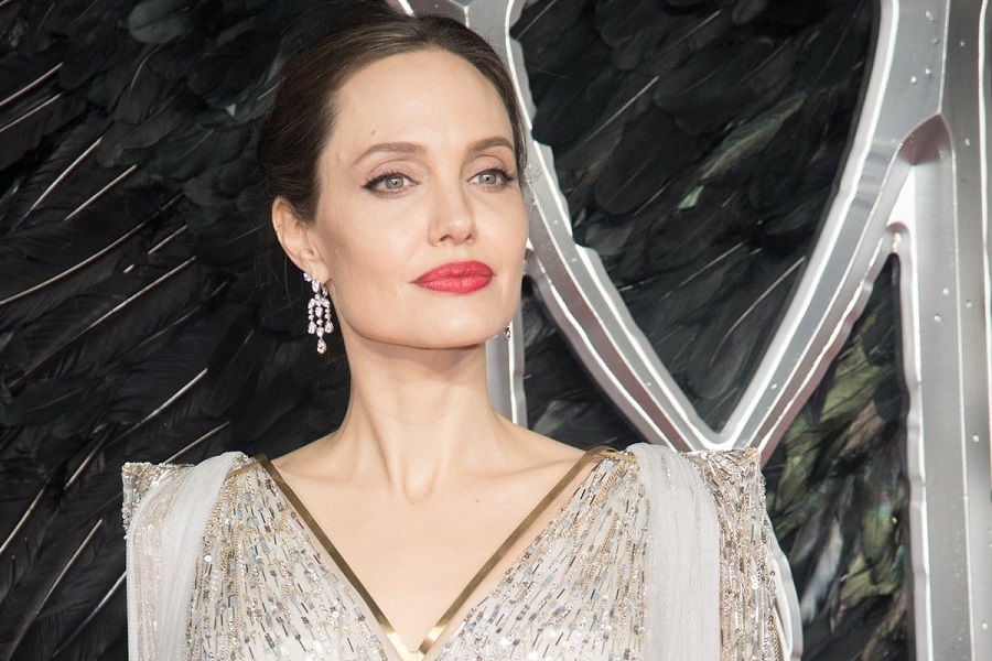 Angelina Jolie’s Net Worth: Her Hollywood Career and Philanthropy